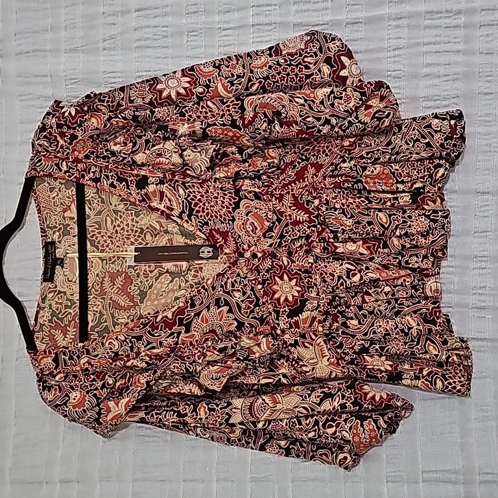 House of Harlow 1960 Red and Black Wrap Blouse